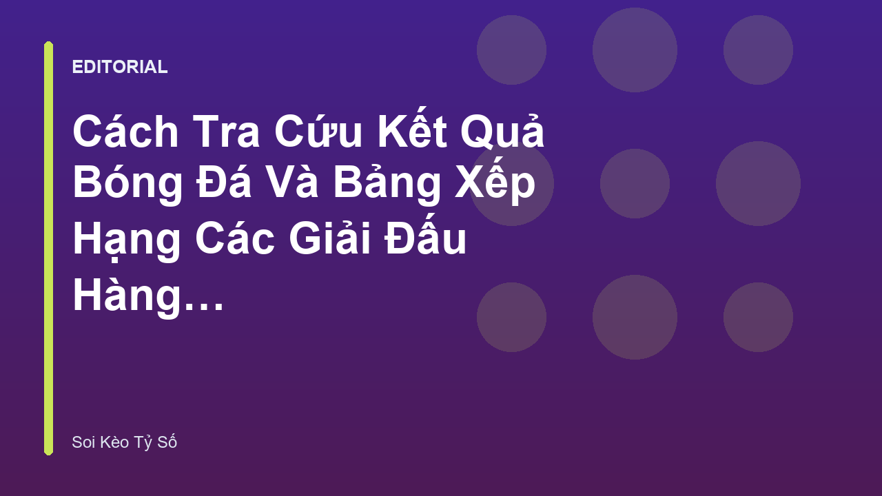 Người hâm mộ theo dõi kết quả bóng đá trên thiết bị di động